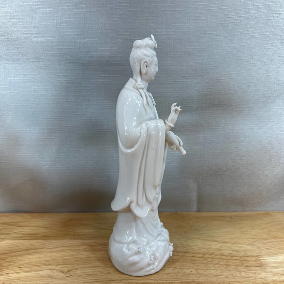 Antique Chinese Blanc de Chine‎ White Porcelain Guan Yin Statue Figurine 8” - Picture 4 of 9